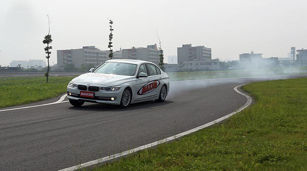 maxxis-new-victra-m36plus-211215-nm16.jpg